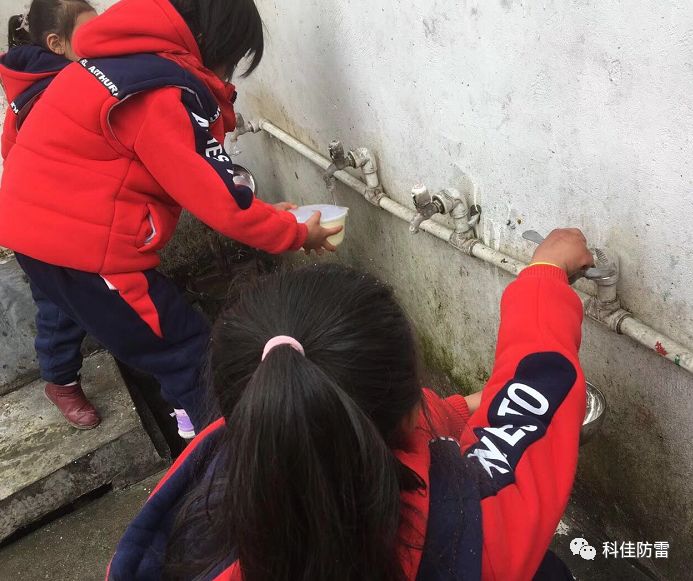 携手园区民企党委,共筑爱心桥梁--为松桃碗森小学献温暖行动(图3)