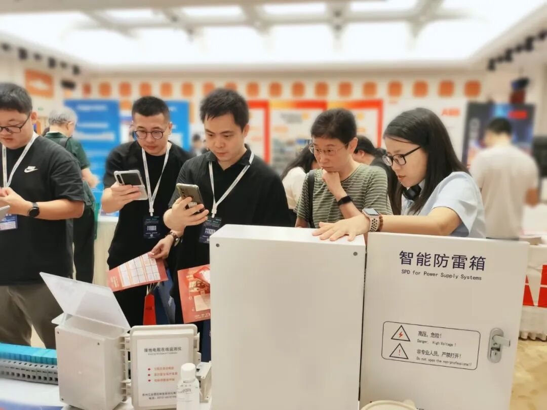 科佳电气带着 “国家级工程同款” 亮相智能建筑论坛(图7)